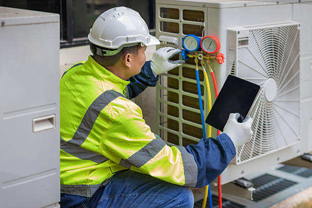 Professional Hvac Installation technician working in Andrews, TX